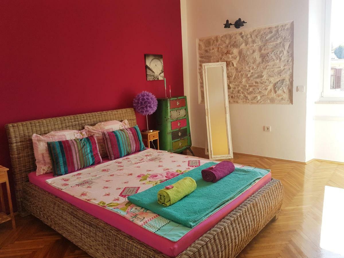 Excellent City Apartment In Antic Pula Luaran gambar